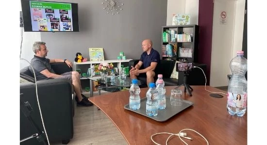 A PONS kötetek írója, Dominic Butler szerkesztőségünkben járt!